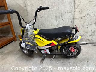 MaxSold Auction: Electric mini bike - North Cowichan (British Columbia, Canada) SELLER MANAGED Downsizing Online Auction - Maple Bay