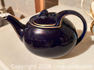 MaxSold Auction: Imma Lil'....Teapot: Hall, Sadler, Gibson's - Maple Glen (Pennsylvania, USA) SELLER MANAGED Reseller Online Auction - Salaway Court