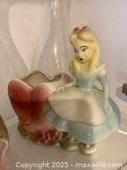 MaxSold Auction: Decor, mid-century pottery - Los Angeles (California, USA) PARTNER MANAGED Moving Online Auction - Kirkwood Drive