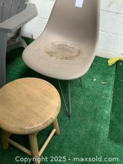 MaxSold Auction: Eames Chair and stool - Los Angeles (California, USA) PARTNER MANAGED Moving Online Auction - Kirkwood Drive