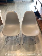 MaxSold Auction: Eames Molded Shell Side Chairs with Eiffel-Style Metal Bases - Set of 2 - Los Angeles (California, USA) PARTNER MANAGED Moving Online Auction - Kirkwood Drive