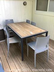 MaxSold Auction: Outdoor dining set with table and 6 chairs - Los Angeles (California, USA) PARTNER MANAGED Moving Online Auction - Kirkwood Drive