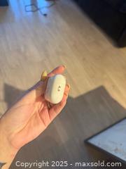 MaxSold Auction: Airpods - Toronto (Ontario, Canada) SELLER MANAGED Moving Online Auction -  Front Street (CONDO)