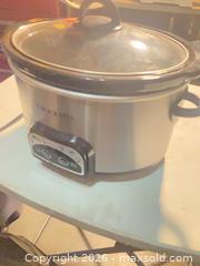 MaxSold Auction: Crock-Pot 5-6 Quart Stainless Steel Slow Cooker - Kingston (Ontario, Canada) SELLER MANAGED Downsizing Online Auction -  Terry Fox Drive (STORAGE)