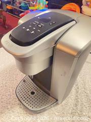 MaxSold Auction: Keurig K-ELITE K90 Single-Serve Pod Coffee Maker - Kingston (Ontario, Canada) SELLER MANAGED Downsizing Online Auction -  Terry Fox Drive (STORAGE)
