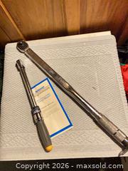 MaxSold Auction: Mastercraft (Maximum) 3/8" Torque Wrench and Breaker Bar, 2 pc - Kingston (Ontario, Canada) SELLER MANAGED Downsizing Online Auction -  Terry Fox Drive (STORAGE)
