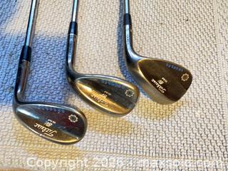 MaxSold Auction: Set of pro-owned Titleist Vokey SM7 wedges - Kingston (Ontario, Canada) SELLER MANAGED Downsizing Online Auction -  Terry Fox Drive (STORAGE)