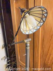 MaxSold Auction: Stained glass standing lamp.  - Kingston (Ontario, Canada) SELLER MANAGED Downsizing Online Auction -  Terry Fox Drive (STORAGE)