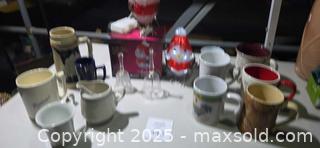 MaxSold Auction: Assorted Mugs, Glass Bell & Light-Up Acrylic Bird Figures - Sun Valley (California, USA) SELLER MANAGED Estate Sale Online Auction -  Wentworth Street