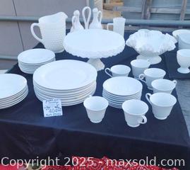 MaxSold Auction: Dreaming of a White Christmas - Sun Valley (California, USA) SELLER MANAGED Estate Sale Online Auction -  Wentworth Street