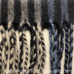 MaxSold Auction: 100% Lambswool BALLANTRAE Scarf - Toronto (Ontario, Canada) SELLER MANAGED Downsizing Online Auction - Lamb Avenue