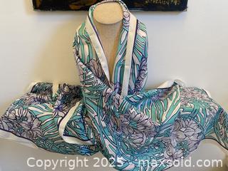 MaxSold Auction: 100% Silk Scarf - Toronto (Ontario, Canada) SELLER MANAGED Downsizing Online Auction - Lamb Avenue