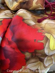 MaxSold Auction: 100% Silk Wrap/Shoulder Warmer - Toronto (Ontario, Canada) SELLER MANAGED Downsizing Online Auction - Lamb Avenue