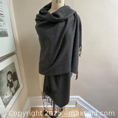 MaxSold Auction: 100% Wool Shoulder Warmer/Shawl - Toronto (Ontario, Canada) SELLER MANAGED Downsizing Online Auction - Lamb Avenue