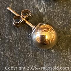 MaxSold Auction: 10K Gold Spheres - Toronto (Ontario, Canada) SELLER MANAGED Downsizing Online Auction - Lamb Avenue
