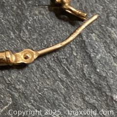 MaxSold Auction: 14K Gold Etched Hoop Earrings - Toronto (Ontario, Canada) SELLER MANAGED Downsizing Online Auction - Lamb Avenue
