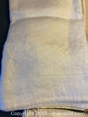 MaxSold Auction: Collection of Vintage Linens - Toronto (Ontario, Canada) SELLER MANAGED Downsizing Online Auction - Lamb Avenue