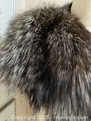 MaxSold Auction: Fox Fur Wrap/Collar - Toronto (Ontario, Canada) SELLER MANAGED Downsizing Online Auction - Lamb Avenue