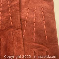 MaxSold Auction: Ladies Coral Suede Gloves Unworn - Toronto (Ontario, Canada) SELLER MANAGED Downsizing Online Auction - Lamb Avenue