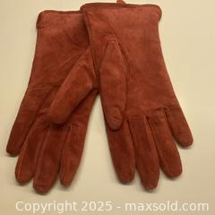 MaxSold Auction: Ladies Coral Suede Gloves Unworn - Toronto (Ontario, Canada) SELLER MANAGED Downsizing Online Auction - Lamb Avenue