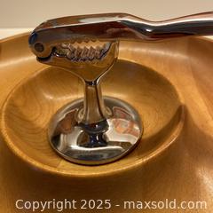 MaxSold Auction: Rare BARIBOCRAFT Bowl with Nutcracker Insert - Toronto (Ontario, Canada) SELLER MANAGED Downsizing Online Auction - Lamb Avenue