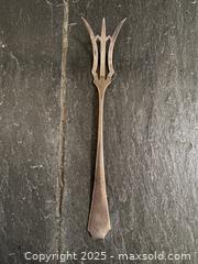 MaxSold Auction: Sterling Silver Serving Fork - Toronto (Ontario, Canada) SELLER MANAGED Downsizing Online Auction - Lamb Avenue