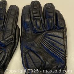 MaxSold Auction: TEKNIC Black Leather Motorcycle Gloves - Toronto (Ontario, Canada) SELLER MANAGED Downsizing Online Auction - Lamb Avenue