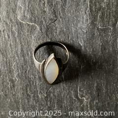 MaxSold Auction: Vintage Sterling Silver Ring - Toronto (Ontario, Canada) SELLER MANAGED Downsizing Online Auction - Lamb Avenue