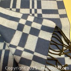MaxSold Auction: WENSLI 100% Silk Scarf - Toronto (Ontario, Canada) SELLER MANAGED Downsizing Online Auction - Lamb Avenue