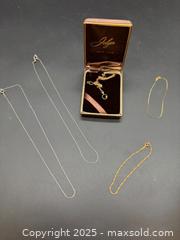 MaxSold Auction: Gold and Gold Filled Jewelry - Surrey (British Columbia, Canada) PARTNER MANAGED Downsizing Online Auction - 16 Avenue