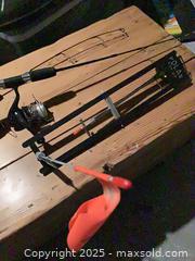 MaxSold Auction: Ice Fishing Starter Kit  - Kingston (Ontario, Canada) PARTNER MANAGED Downsizing Online Auction -  Sydenham Road