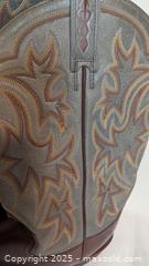 MaxSold Auction: Ariat Women&#39;s Square Toe Leather Boots US 8.5 Style 17230 - Toronto (Ontario, Canada) SELLER MANAGED Downsizing Online Auction - Ferris Road