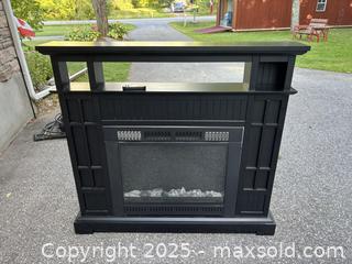 MaxSold Auction: Electric FirePlace and heater with remote - Beckwith (Ontario, Canada) SELLER MANAGED Downsizing Online Auction - Mcgregor Drive
