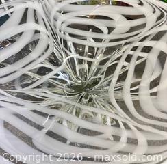 MaxSold Auction: Arte Murano Designed In Italy White Swirled Glass Footed Console Dish - Hamilton (Ontario, Canada) SELLER MANAGED Reseller Online Auction -  Kings Forest Drive