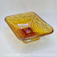 MaxSold Auction: Carnival glass pineapple pattern compote pedestal bowl - Hamilton (Ontario, Canada) SELLER MANAGED Reseller Online Auction -  Kings Forest Drive