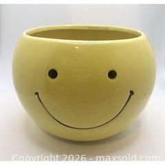 MaxSold Auction: Yellow contemporary smiley face planter - Hamilton (Ontario, Canada) SELLER MANAGED Reseller Online Auction -  Kings Forest Drive