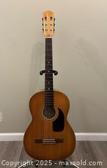 MaxSold Auction: Vintage Suzuki Guitar #7 Japan - Surrey (British Columbia, Canada) SELLER MANAGED Downsizing Online Auction - 85b Avenue