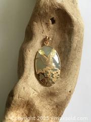 MaxSold Auction: 14 Karat Gold White Jade Pendant - Saanich (British Columbia, Canada) PARTNER MANAGED Sale Online Auction - Old West Saanich Road