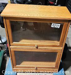 MaxSold Auction: Bookcase, barrister style - Hatboro (Pennsylvania, USA) PARTNER MANAGED Estate Sale Online Auction - Jacksonville Road