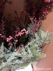 MaxSold Auction: Frontage holiday estate urn filler - Hatboro (Pennsylvania, USA) PARTNER MANAGED Estate Sale Online Auction - Jacksonville Road