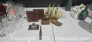 MaxSold Auction: Vintage Desk Items Ship  - Hatboro (Pennsylvania, USA) PARTNER MANAGED Estate Sale Online Auction - Jacksonville Road