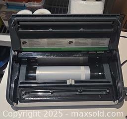 MaxSold Auction: FOOD SAVER - Surrey (British Columbia, Canada) SELLER MANAGED Commercial Liquidation Online Auction - 156 Street (CONDO)