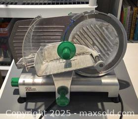 MaxSold Auction: MEAT SLICER - Surrey (British Columbia, Canada) SELLER MANAGED Commercial Liquidation Online Auction - 156 Street (CONDO)