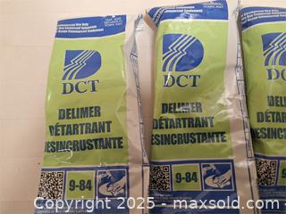 MaxSold Auction: Descaler - Stone Mills (Ontario, Canada) SELLER MANAGED Charity/Fundraising Online Auction - Academy Street