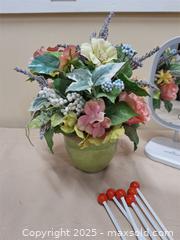 MaxSold Auction: Floral Bouquet,  Mirror  and more - Stone Mills (Ontario, Canada) SELLER MANAGED Charity/Fundraising Online Auction - Academy Street