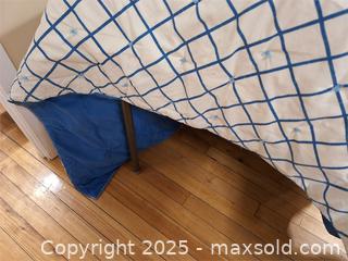 MaxSold Auction: Large Weighted Bedspread - Stone Mills (Ontario, Canada) SELLER MANAGED Charity/Fundraising Online Auction - Academy Street