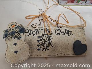 MaxSold Auction: Toys and Tins - Stone Mills (Ontario, Canada) SELLER MANAGED Charity/Fundraising Online Auction - Academy Street