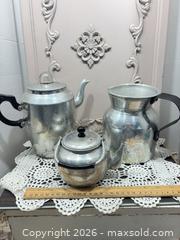 MaxSold Auction: Aluminum Lot - Gull Lake (Alberta, Canada) SELLER MANAGED Reseller Online Auction -  Stuart Avenue