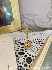 MaxSold Auction: Framed Religious Print and Prayer Books, Cyrillic, Mid-20th C. - Gull Lake (Alberta, Canada) SELLER MANAGED Reseller Online Auction -  Stuart Avenue