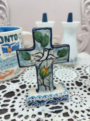 MaxSold Auction: Vintage Toronto Souvenir Set: Starbucks Mug, Silver Birch Creamer, Shakers, Figurine - Gull Lake (Alberta, Canada) SELLER MANAGED Reseller Online Auction -  Stuart Avenue